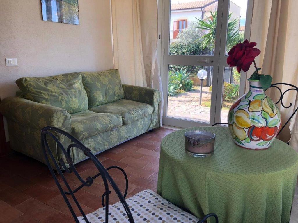 Villa Cavalluccio Marino Con Piscina Idromassaggio คารินิ ภายนอก รูปภาพ