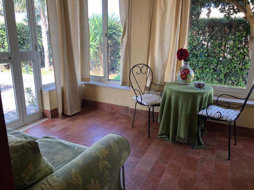 Villa Cavalluccio Marino Con Piscina Idromassaggio คารินิ ภายนอก รูปภาพ